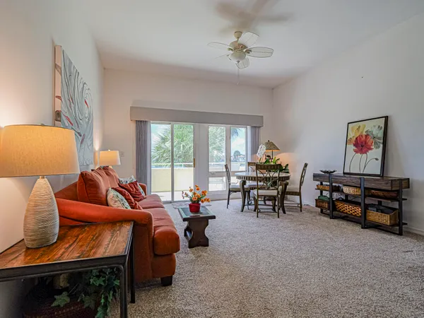$2,600 | 5025 Harmony Circle, Unit 202, Vero Beach, FL 32967