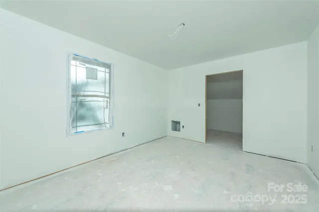 $549,500 | 105 Bartram Way, Black Mountain, NC 28711