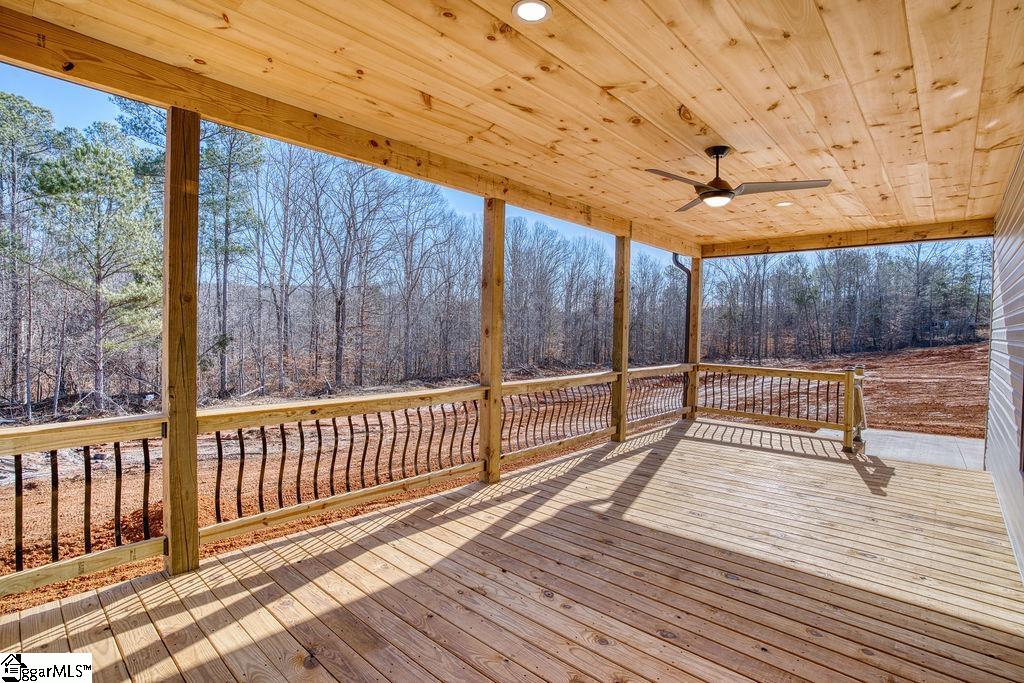 242 Bailey Road Buffalo, SC 29321 - Photo 18 of 40