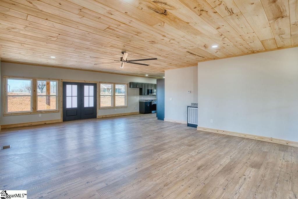 242 Bailey Road Buffalo, SC 29321 - Photo 21 of 40