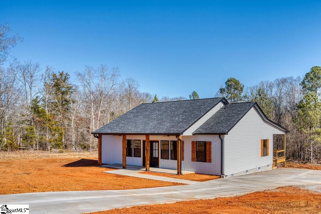 242 Bailey Road Buffalo, SC 29321 - Photo 3 of 40