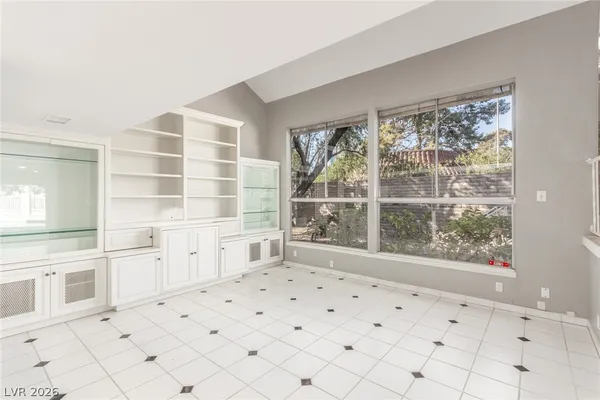 $2,795 | 754 Vegas Valley Drive, Las Vegas, NV 89109