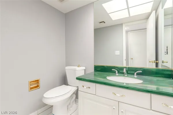 $2,795 | 754 Vegas Valley Drive, Las Vegas, NV 89109