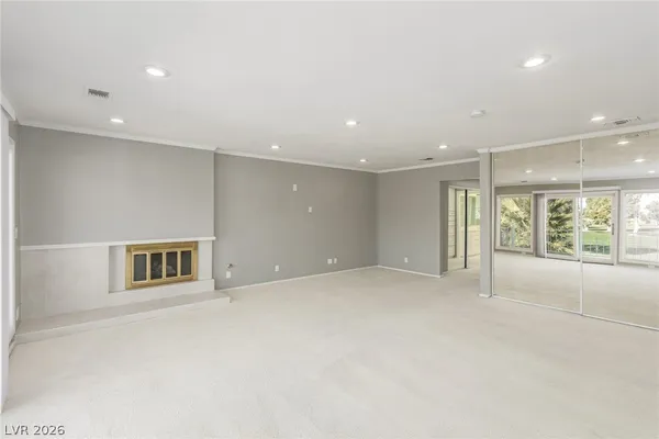 $2,795 | 754 Vegas Valley Drive, Las Vegas, NV 89109