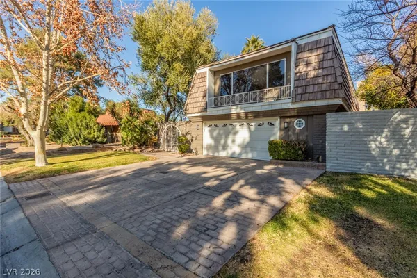 $2,795 | 754 Vegas Valley Drive, Las Vegas, NV 89109