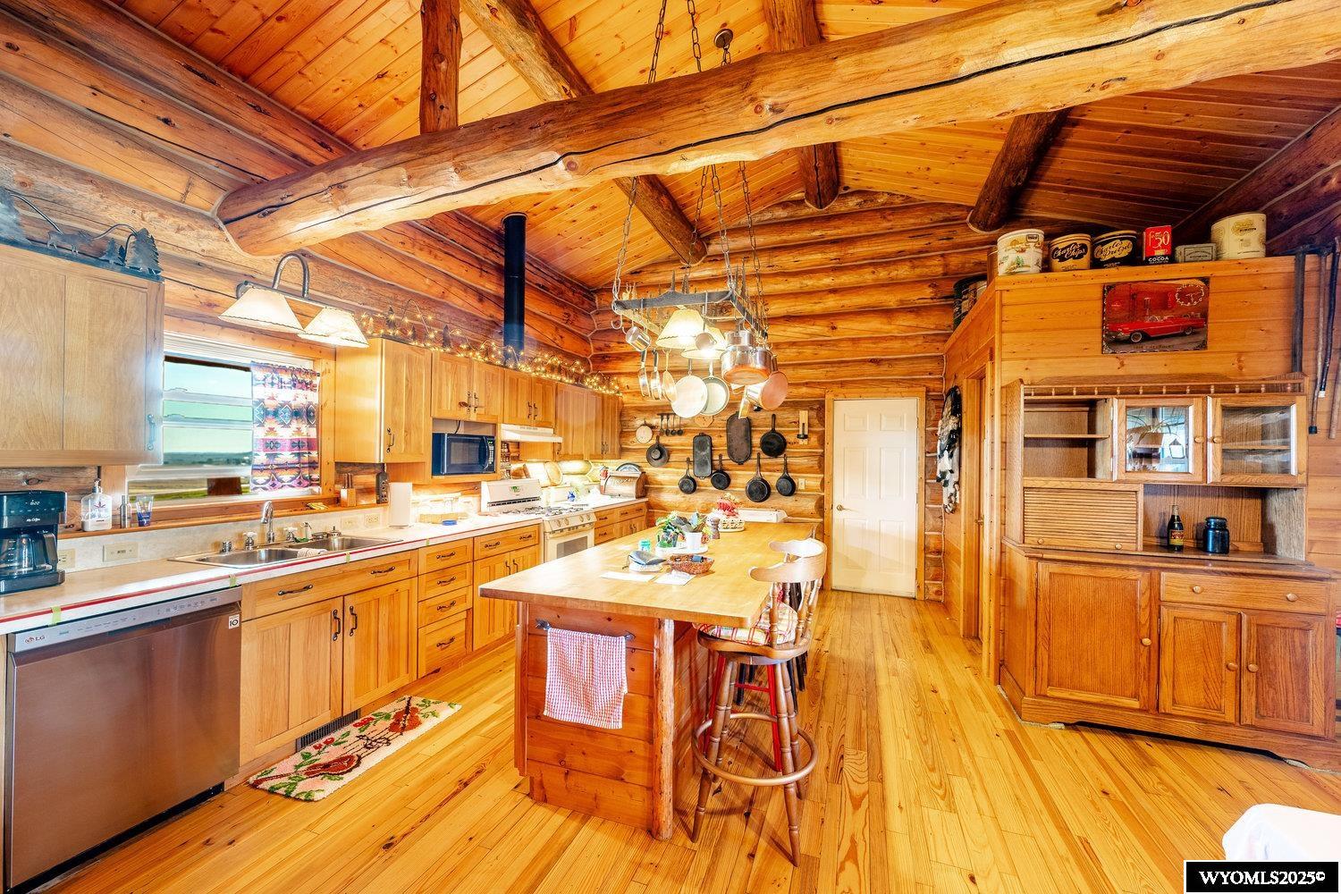 22 Johnson Creek Road Buffalo, WY 82834 - Photo 13 of 40