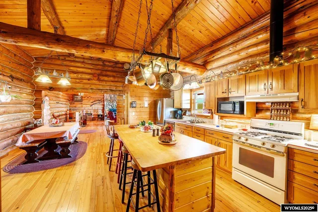 $799,000 | 22 Johnson Creek Road, Buffalo, WY 82834