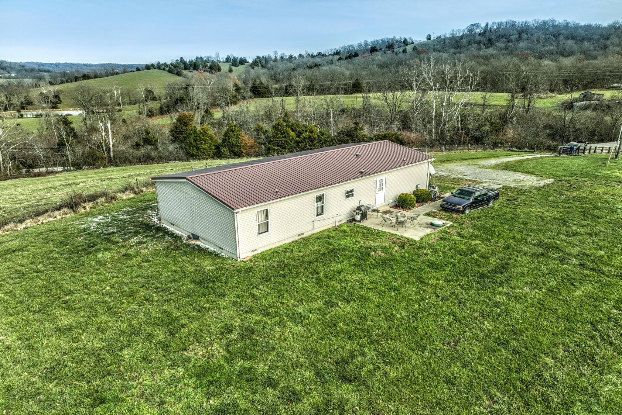 385 Mosby Creek Road Sparta, KY 41086 - Photo 10 of 39