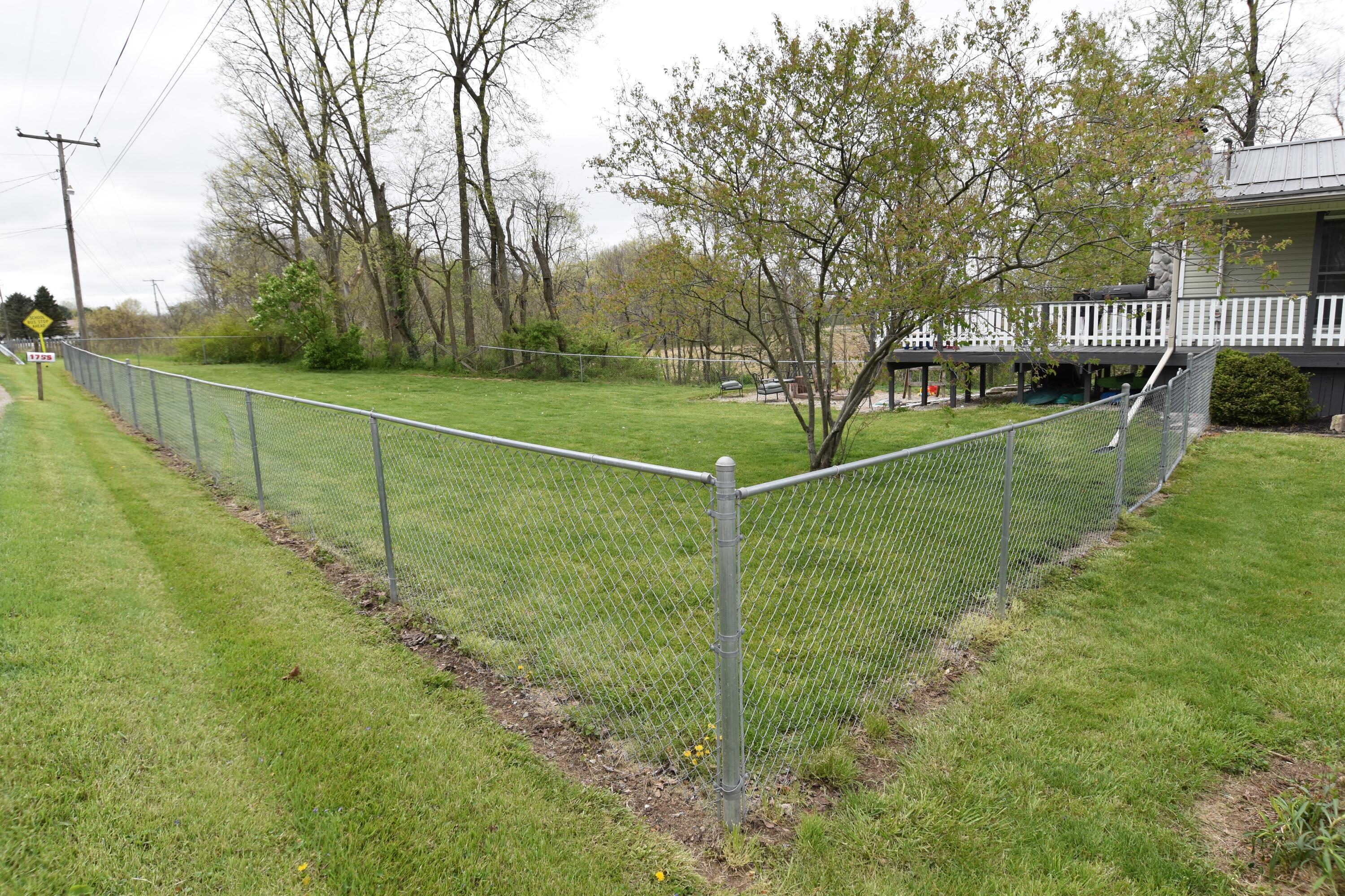 1720 Homer Road Northwest Utica, OH 43080 - Photo 8 of 34 Fenced Yard