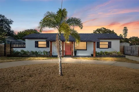 $495,000 | 775 39th Avenue Northeast, St. Petersburg, FL 33703