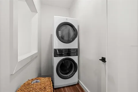 $475,000 | 775 39th Avenue Northeast, St. Petersburg, FL 33703