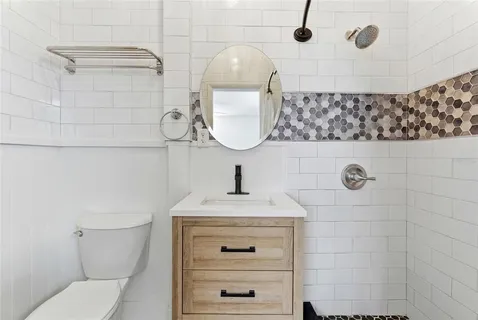 $475,000 | 775 39th Avenue Northeast, St. Petersburg, FL 33703