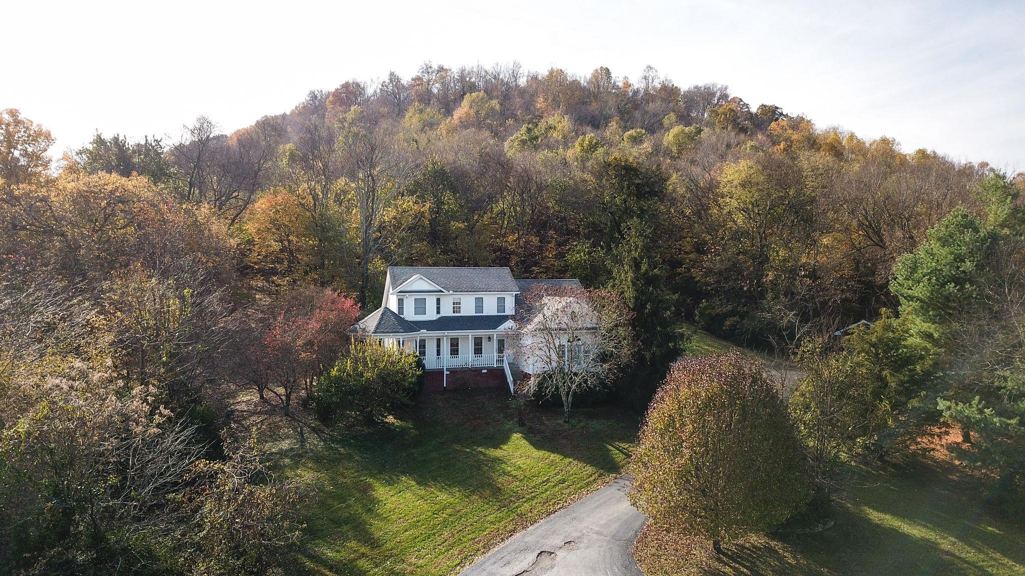 4498 Dyke Bennett Road Franklin, TN 37064 - Photo 20 of 29 a view of a street sign