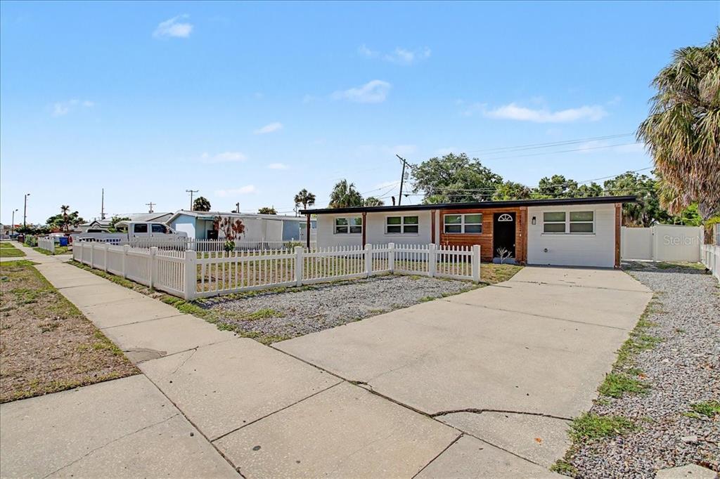 7812 Rideout Road Tampa, FL 33619 - Photo 8 of 47 Gallery Image 8