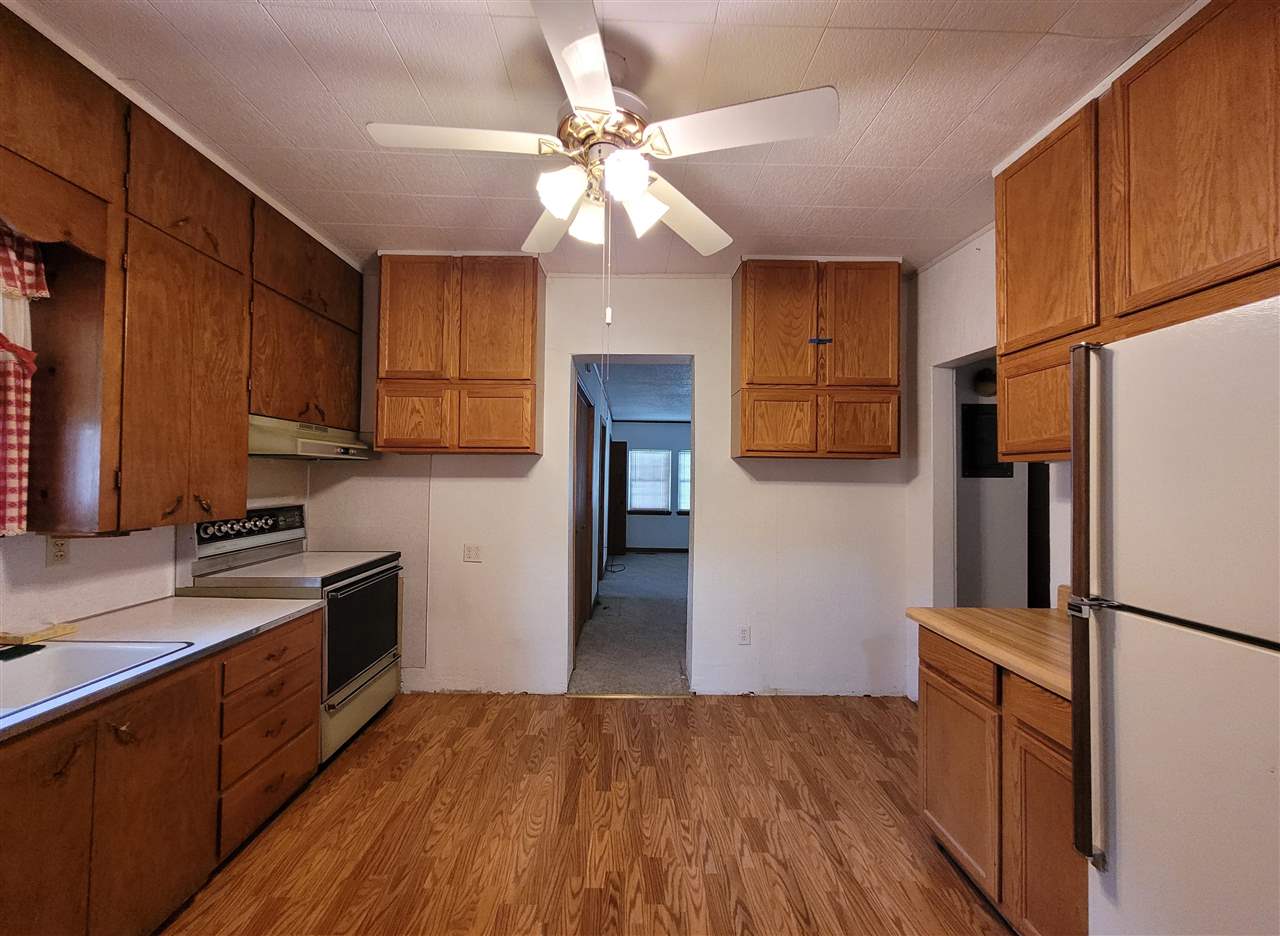 715 Locust Street Perry, OK 73077 - Photo 9 of 42 Gallery Image 9