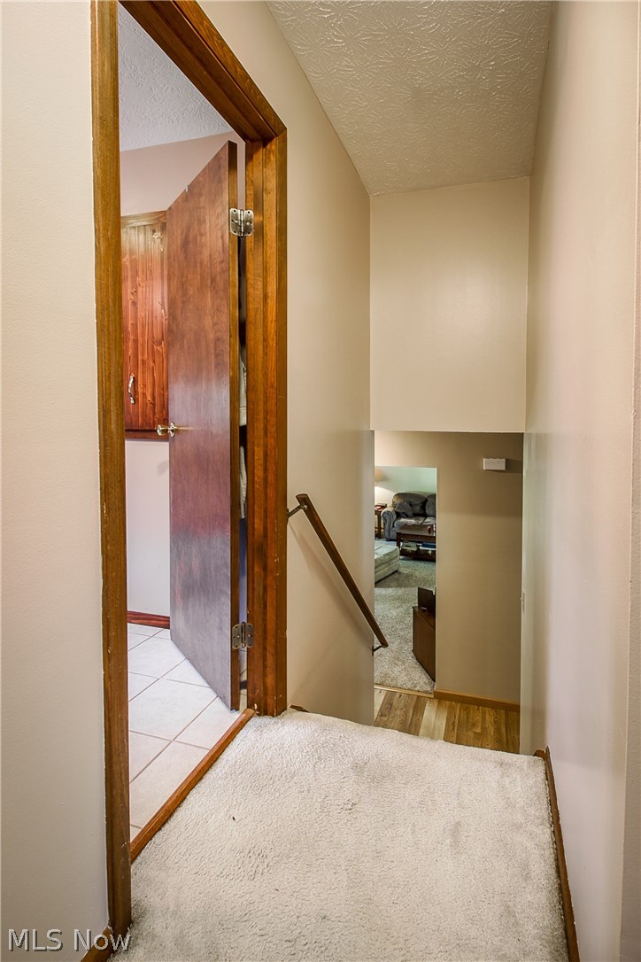 4535 Blake Road Seville, OH 44273 - Photo 20 of 28 Hall leading to the bedrooms