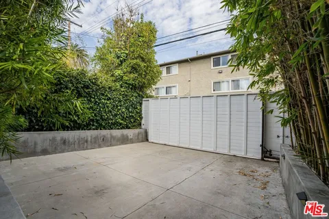 $2,695,000 | 416 Brooks Avenue, Venice, CA 90291