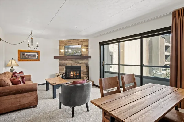 $695,000 | 640 Village Road, Unit 4513, Breckenridge, CO 80424