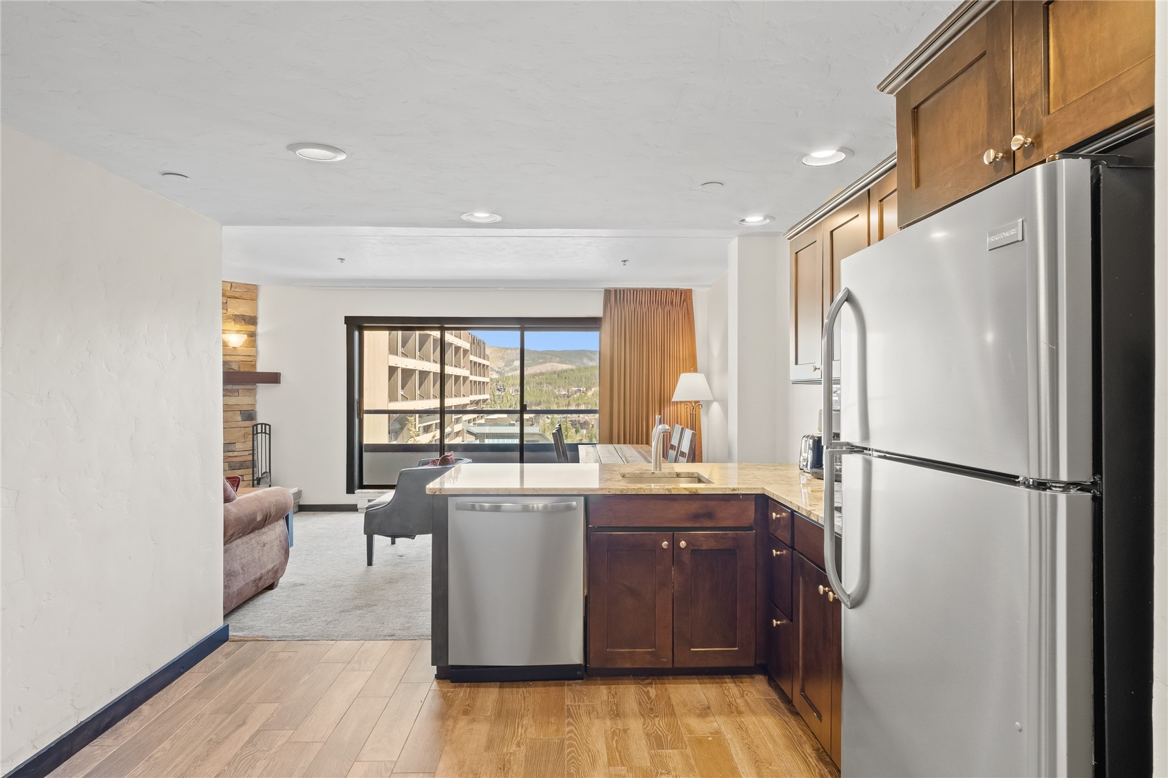 640 Village Road, Unit 4513 Breckenridge, CO 80424 - Photo 22 of 50 Kitchen