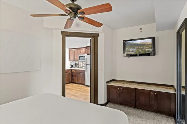 $695,000 | 640 Village Road, Unit 4513, Breckenridge, CO 80424