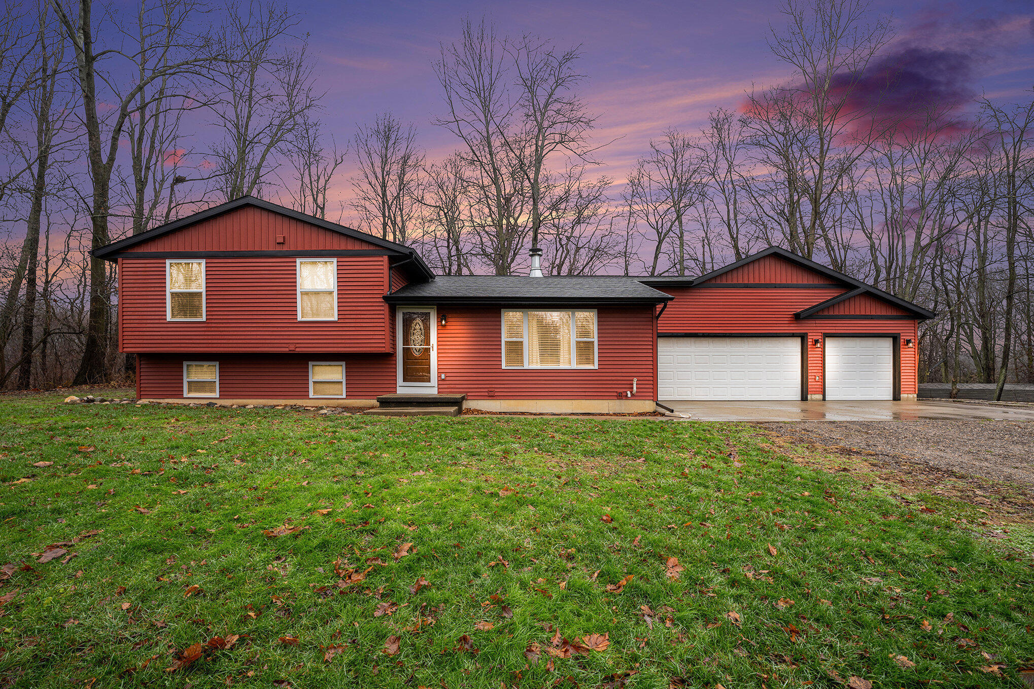 12894 Burchette Road Plainwell, MI 49080 - Photo 2 of 27 001_dsc02046-_tweilight_120