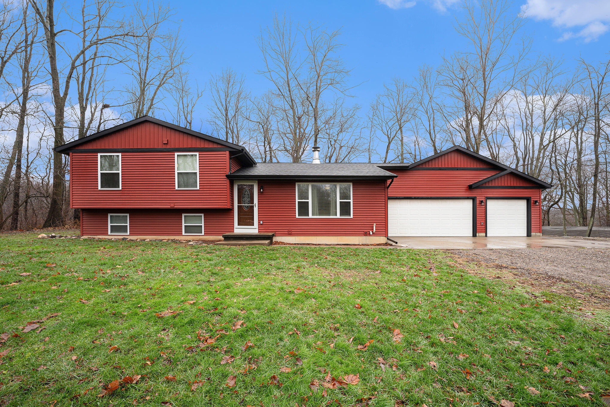 12894 Burchette Road Plainwell, MI 49080 - Photo 3 of 27 002_dsc02046_390