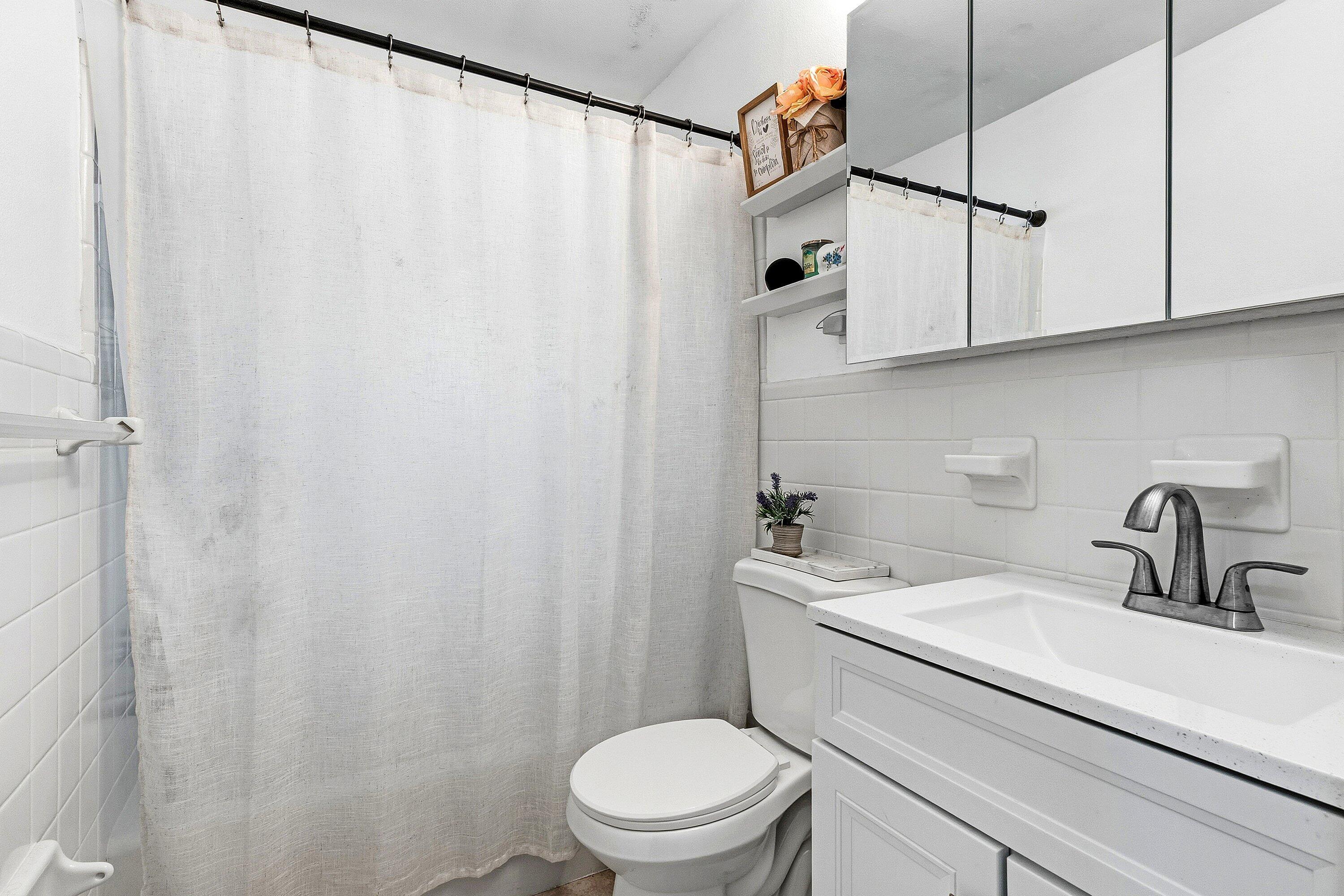 971 Southwest 12th Street Boca Raton, FL 33486 - Photo 16 of 47 018-971Southwest12thStreet-BocaRaton-FL-