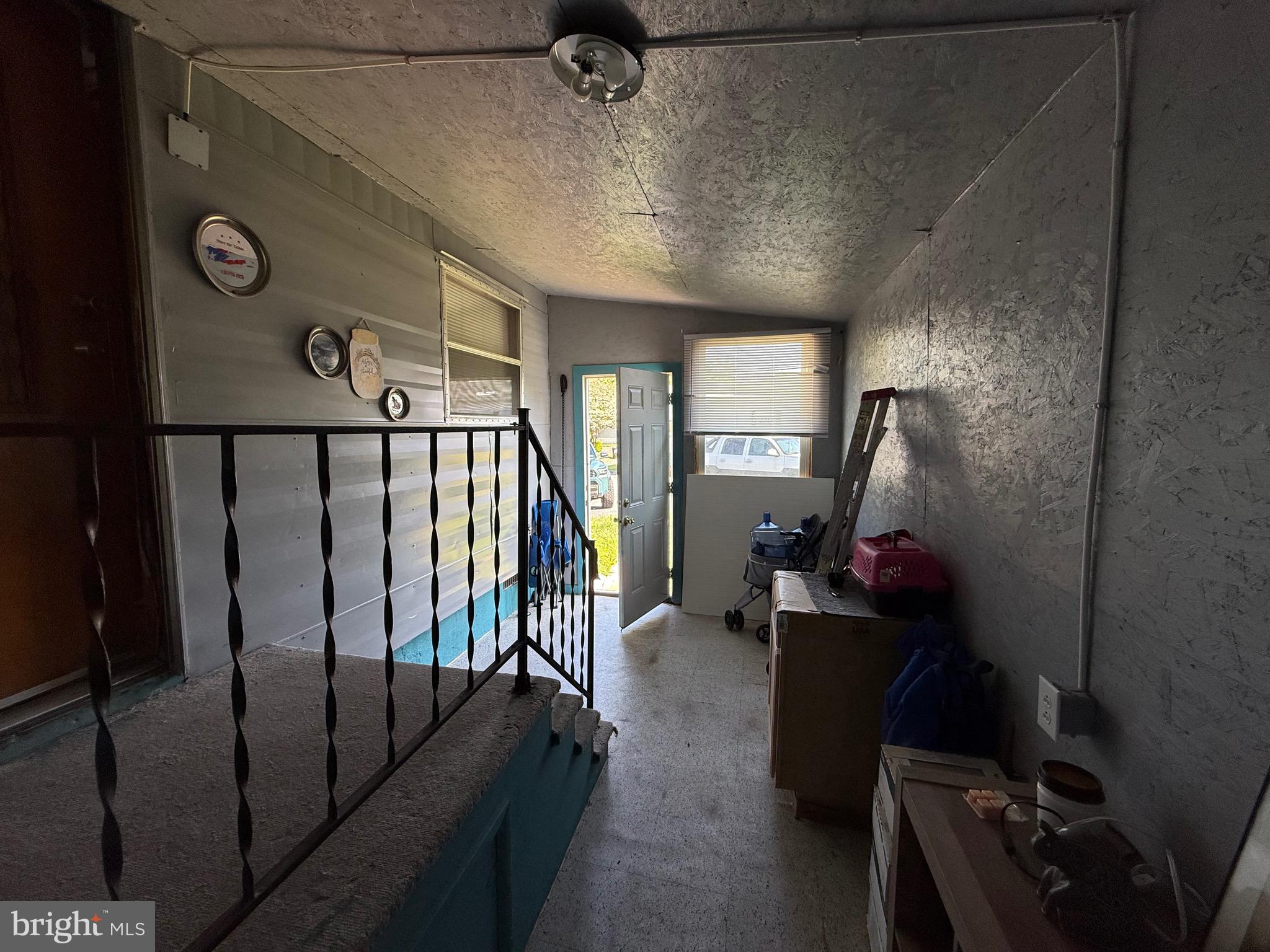 11 David Drive Lebanon, PA 17046 - Photo 5 of 20 Enclosed Porch
