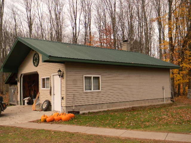 9840 South North Hulbert Road Hulbert, MI 49748 - Photo 3 of 26 Gallery Image 3