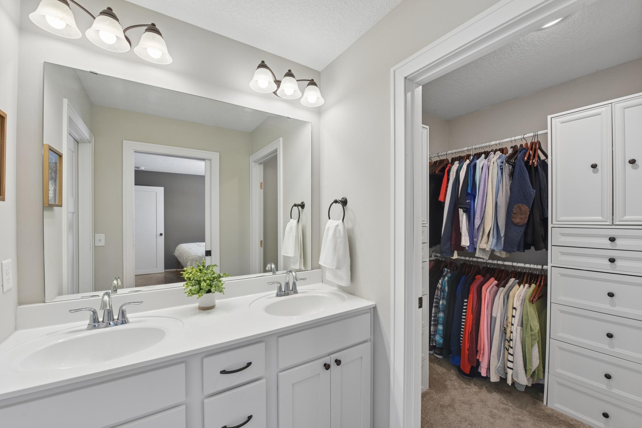 1100 Susan Lane Roberts, WI 54023 - Photo 11 of 21