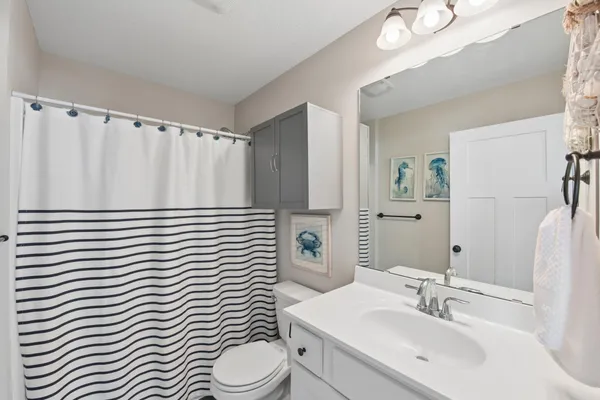 $384,900 | 1100 Susan Lane, Roberts, WI 54023