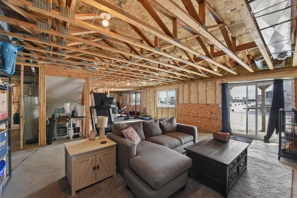 $384,900 | 1100 Susan Lane, Roberts, WI 54023