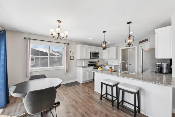 $384,900 | 1100 Susan Lane, Roberts, WI 54023