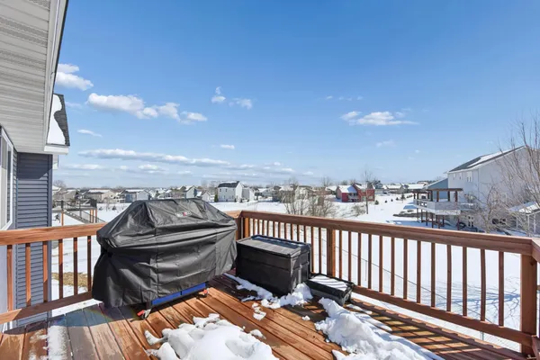 $384,900 | 1100 Susan Lane, Roberts, WI 54023