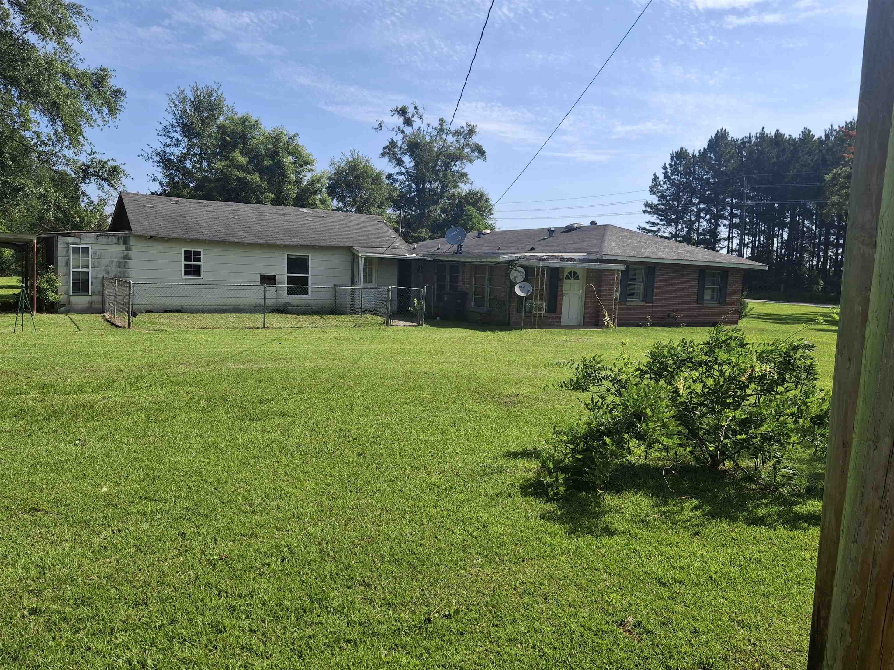 1608 South Juniper Street Foley, AL 36535 - Photo 5 of 30