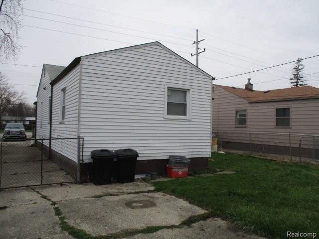 13487 Toepfer Road Warren, MI 48089 - Photo 10 of 24