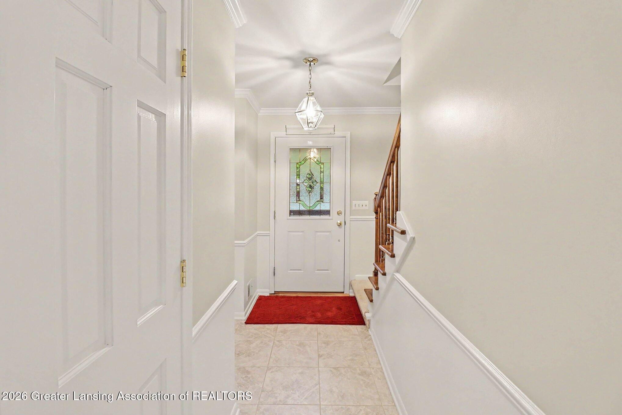 4142 Naubinway Road Okemos, MI 48864 - Photo 4 of 27 004_file_3467