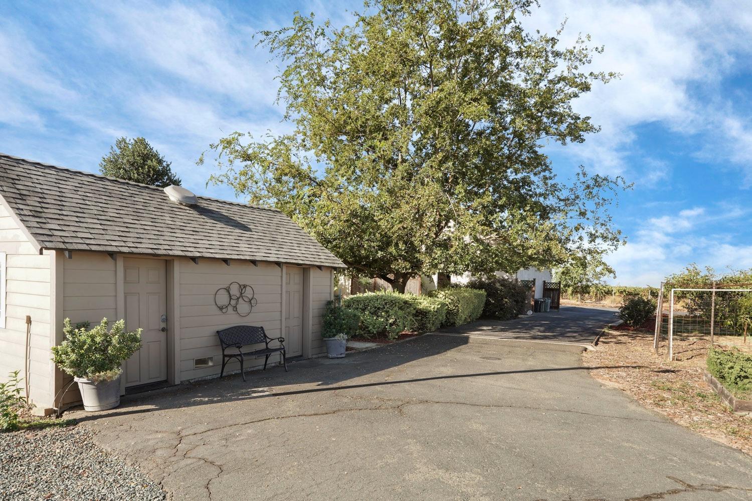 14267 East Peltier Road Acampo, CA 95220 - Photo 38 of 65