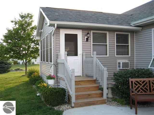 886 East Blanchard Road Shepherd, MI 48883 - Photo 11 of 50 1774376-10.JPG