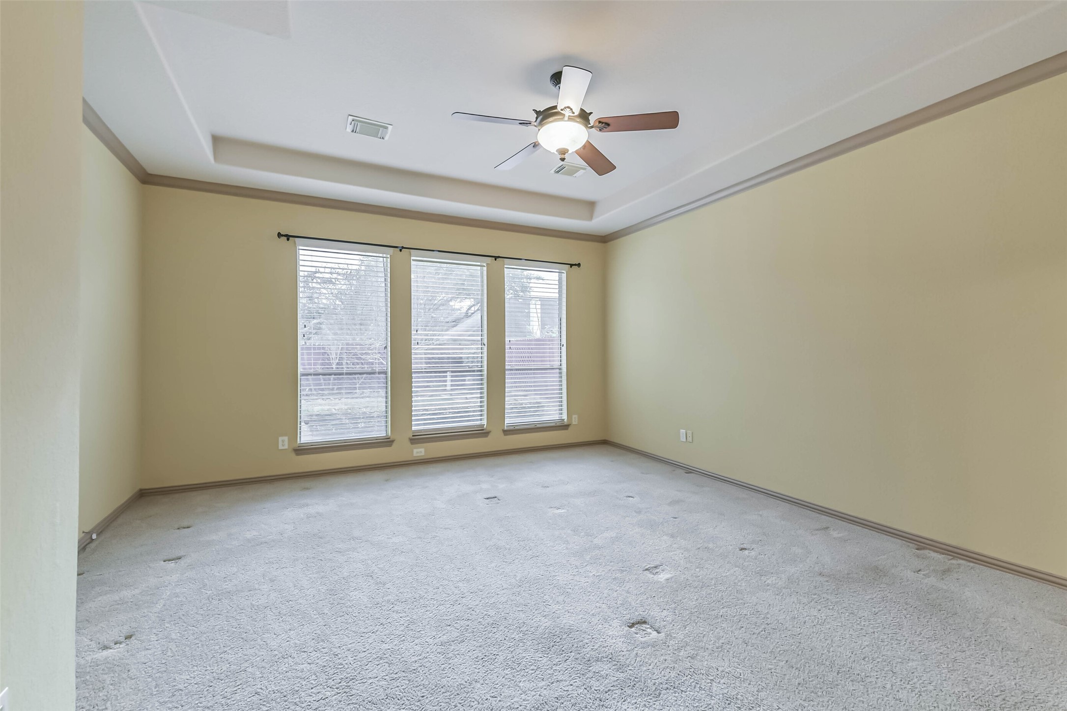 18743 Duke Lake Drive Spring, TX 77388 - Photo 17 of 46 a view of an empty room with a window