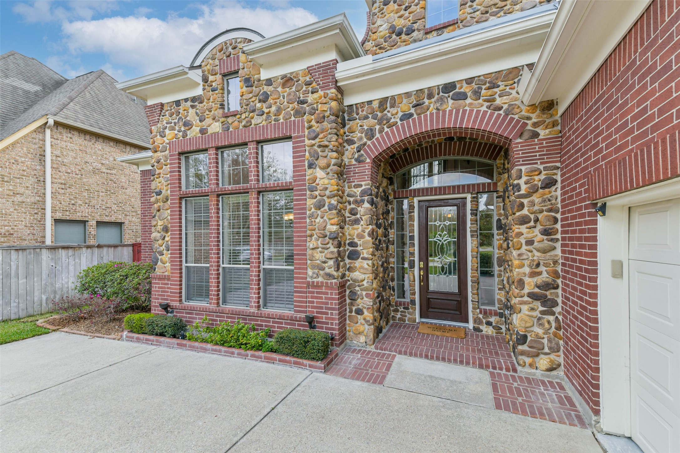 18743 Duke Lake Drive Spring, TX 77388 - Photo 40 of 46 a front view of a house with a garden