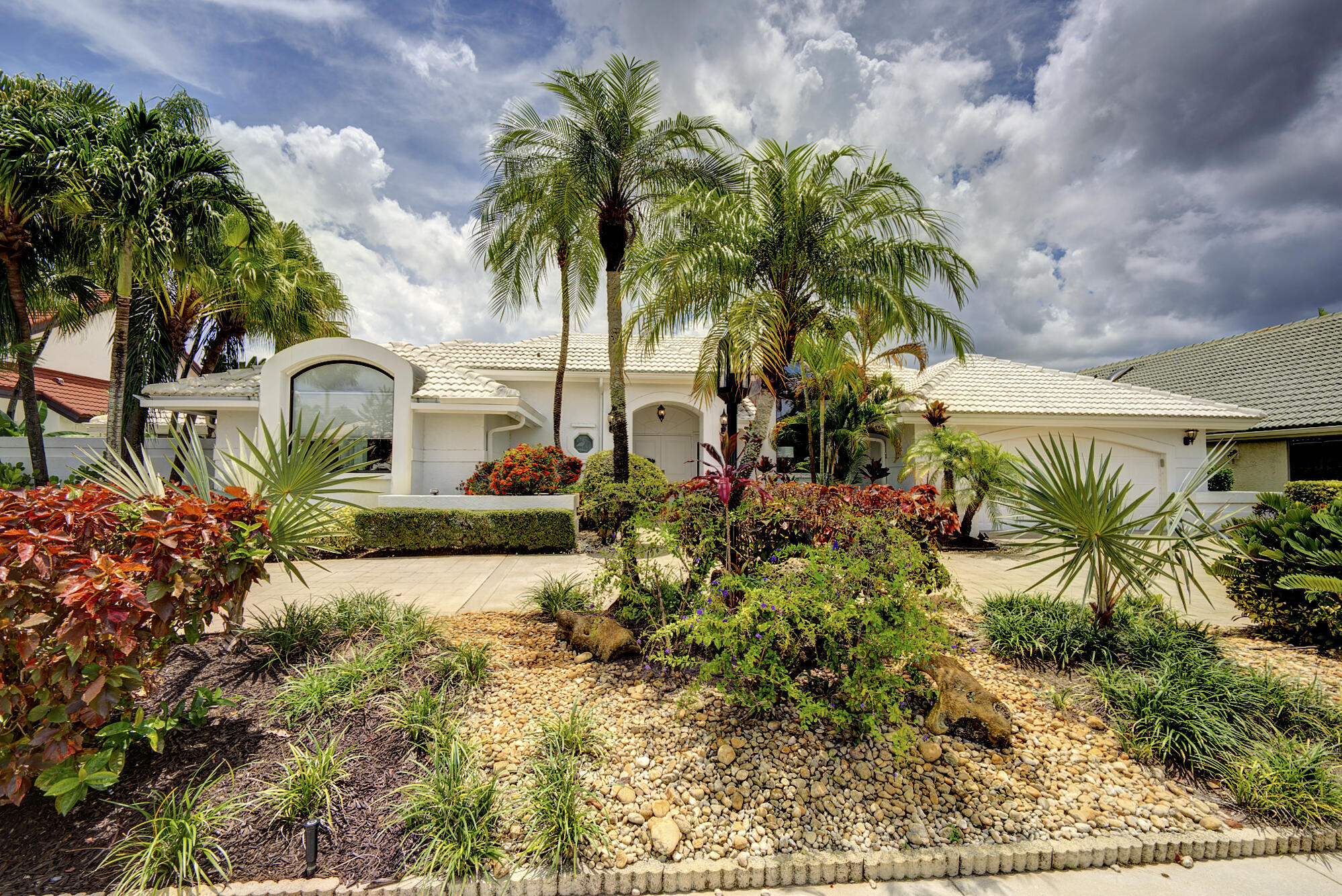 10252 Shireoaks Lane Boca Raton, FL 33498 - Photo 1 of 51 alfa50