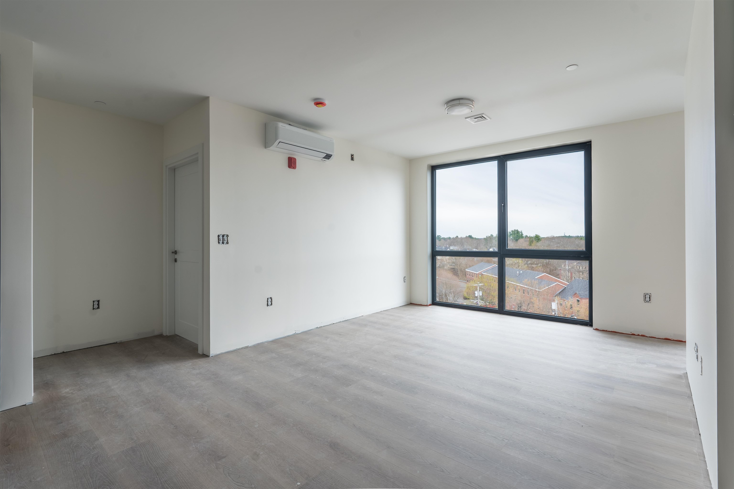 55 North Main Street, Unit 609 Rochester, NH 03867 - Photo 2 of 7