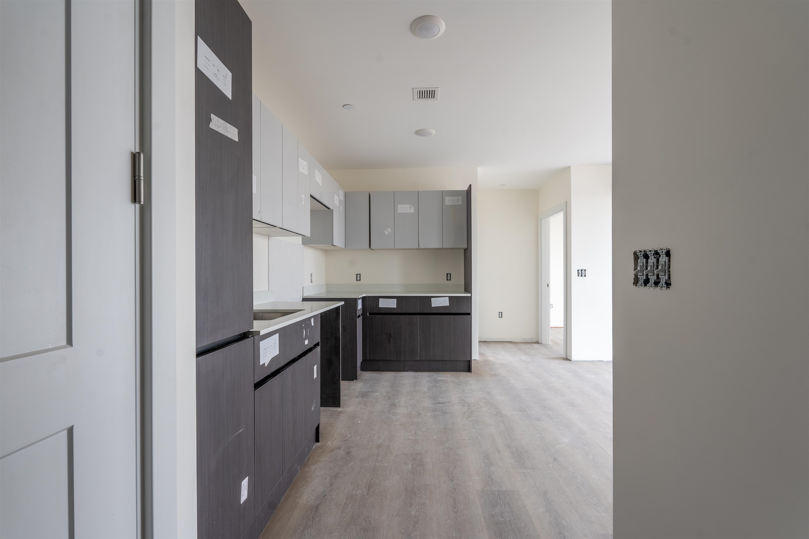 55 North Main Street, Unit 609 Rochester, NH 03867 - Photo 4 of 7