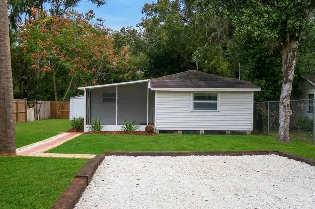 $1,095 | 4829 6th Street, Zephyrhills, FL 33542