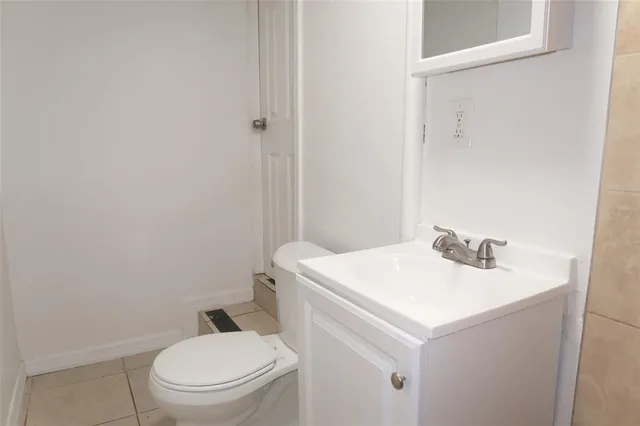 $1,095 | 4829 6th Street, Zephyrhills, FL 33542