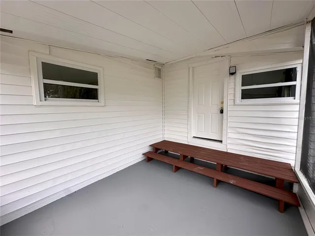 $1,095 | 4829 6th Street, Zephyrhills, FL 33542