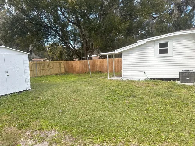 $1,095 | 4829 6th Street, Zephyrhills, FL 33542