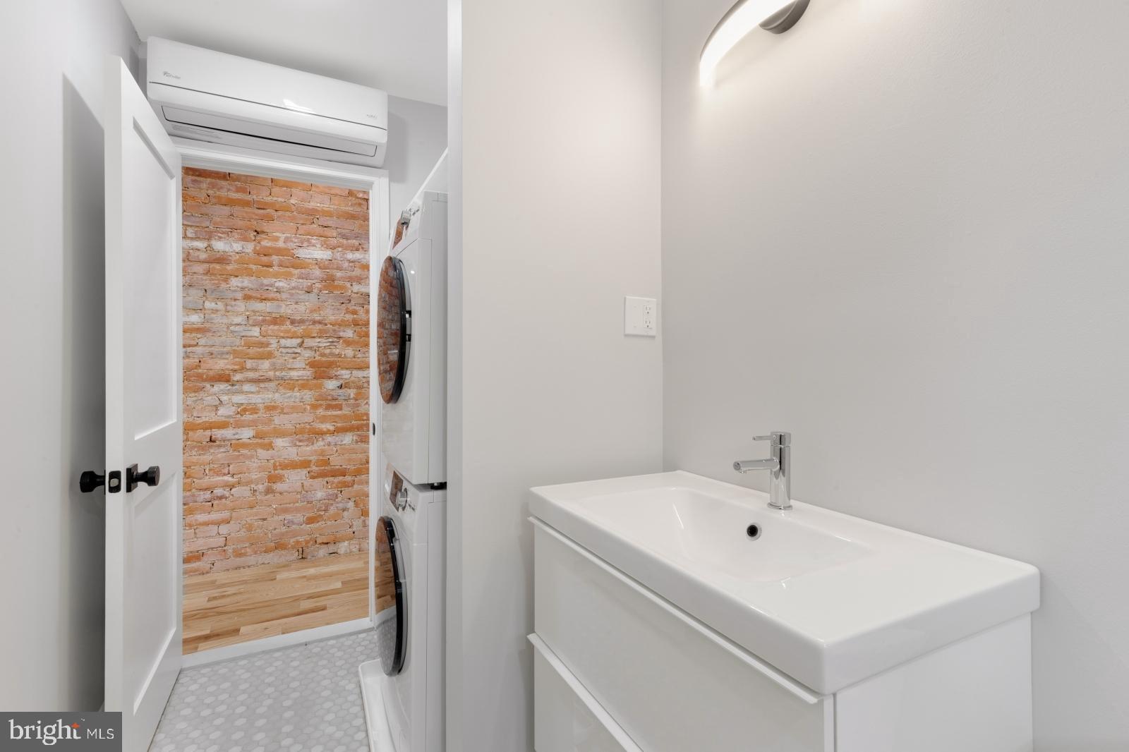 1916 Poplar Street, Unit 2S Philadelphia, PA 19130 - Photo 17 of 24