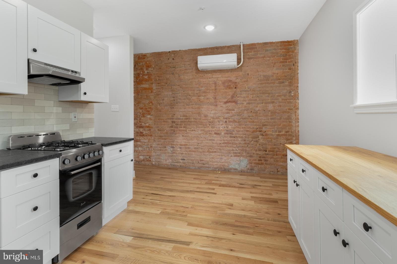 1916 Poplar Street, Unit 2S Philadelphia, PA 19130 - Photo 10 of 24